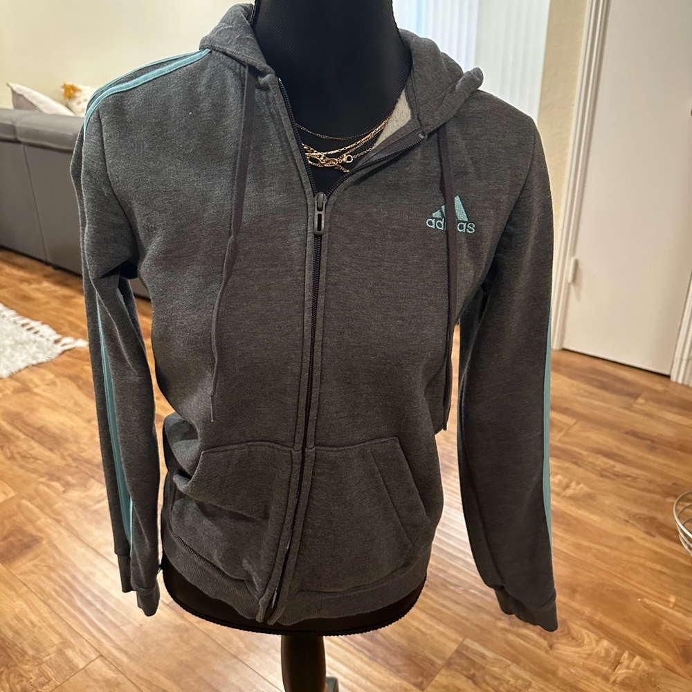 Women adidas sweatsuit